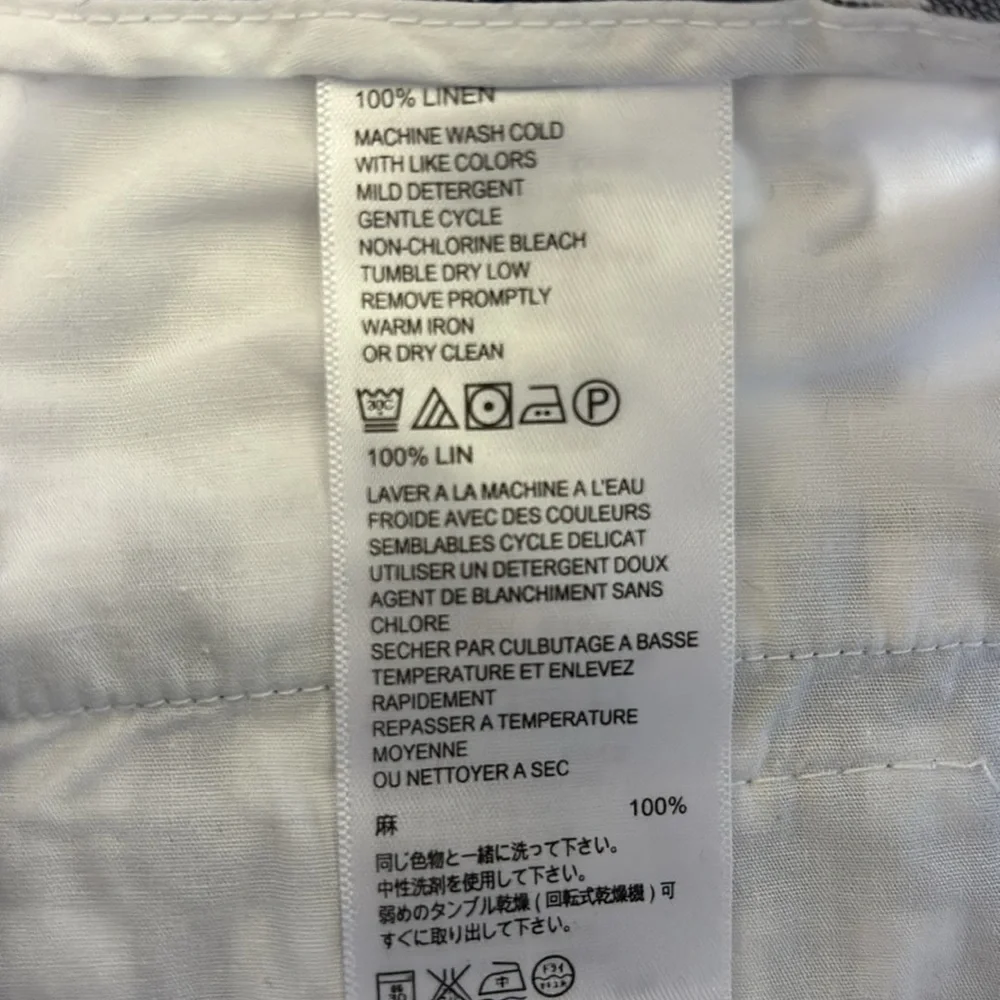 Tommy Bahama 100% linen black-and-white shorts, perfect condition size 6 😍 - Picture 3 of 5
